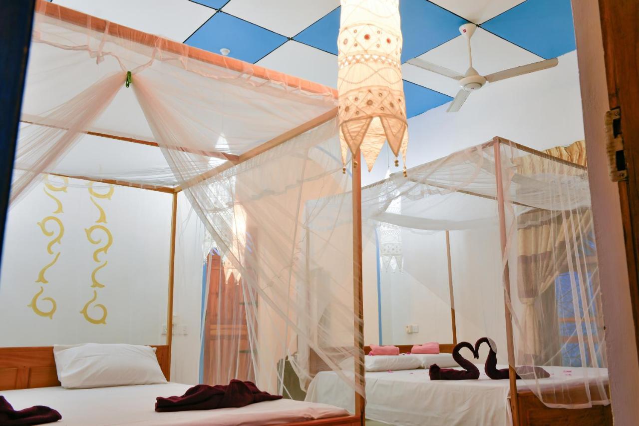 Hotel Badolina Kingdom à Baie d'Arugam Extérieur photo